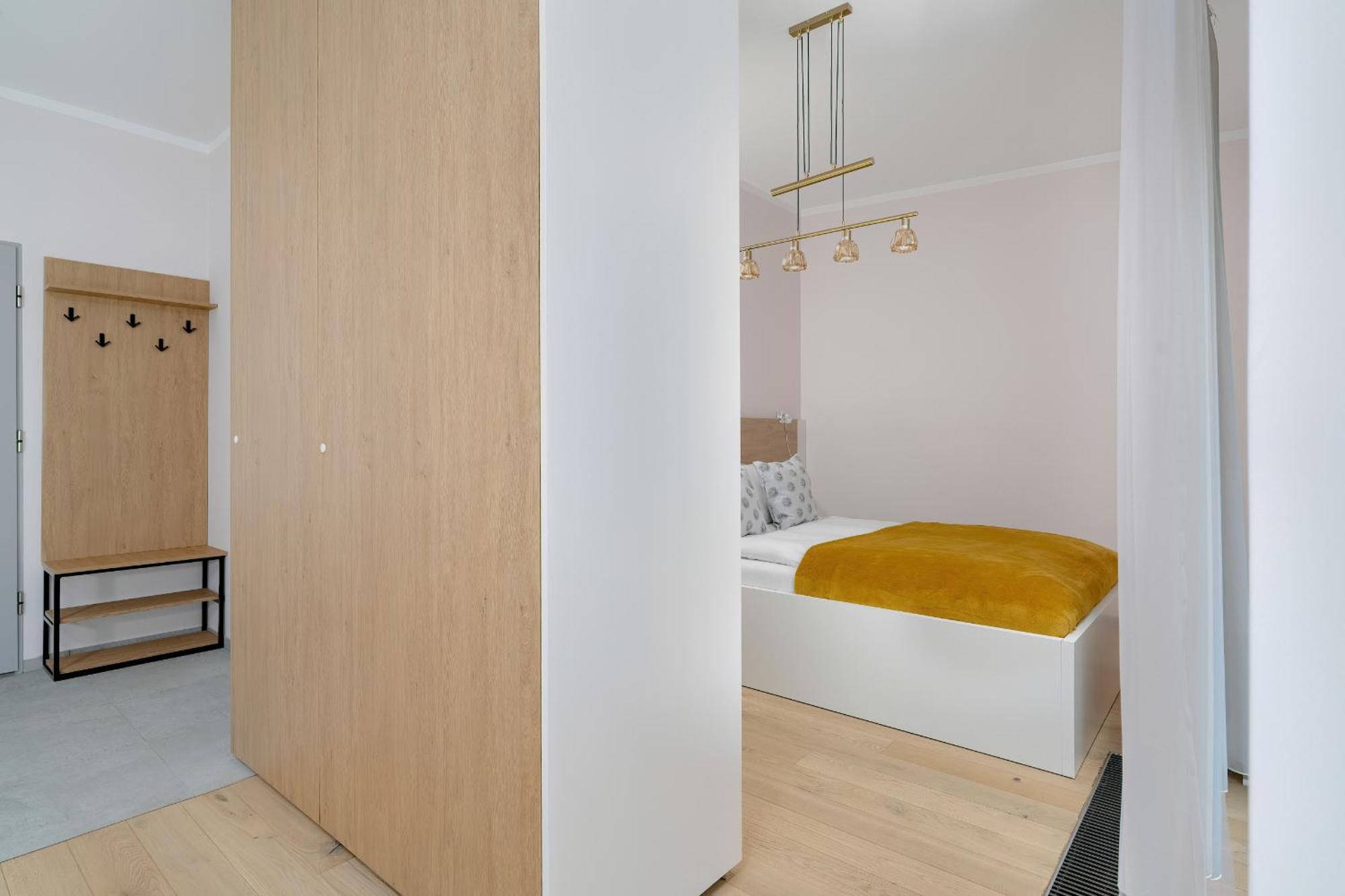 Apartment With Balcony And Free Parking In Poznan By Noclegi Renters Εξωτερικό φωτογραφία